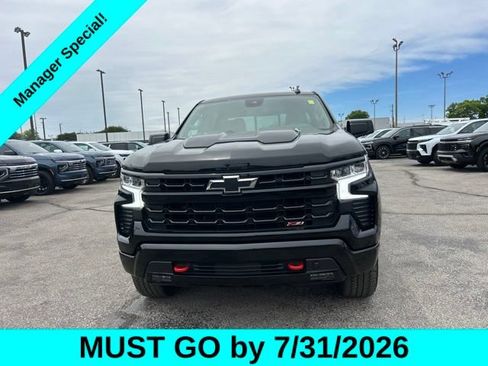 Used 2025 Chevrolet Silverado 1500 LT Trail Boss w/ Convenience Package II AWD/4WD image 8