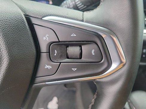 Used 2025 Chevrolet Trax ACTIV w/ Driver Confidence Package image 23