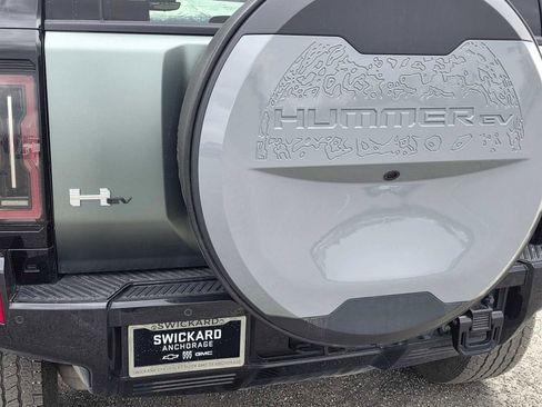 Used 2024 GMC Hummer EV 3X AWD/4WD image 13