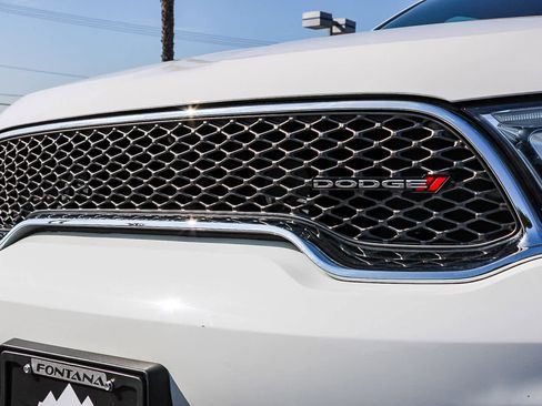 Used 2023 Dodge Durango SXT image 11