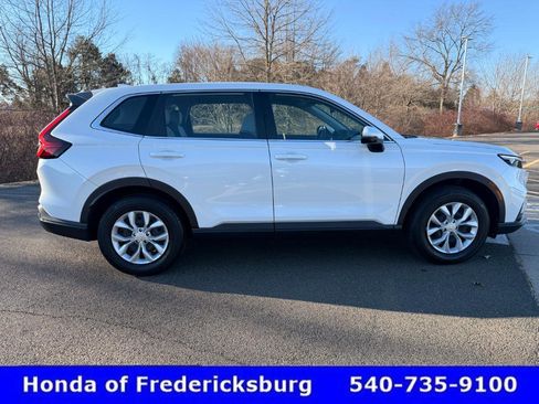 Certified 2023 Honda CR-V LX image 9