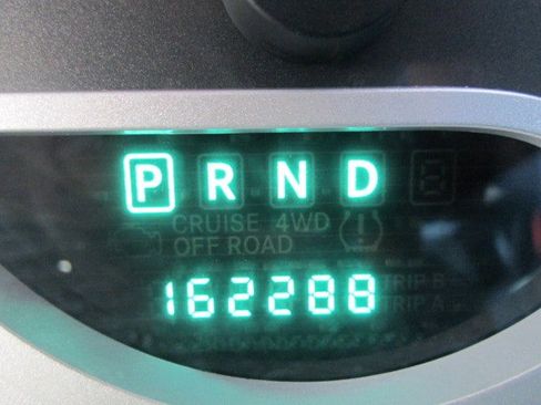 Used 2010 Jeep Wrangler Unlimited Sport AWD/4WD image 17