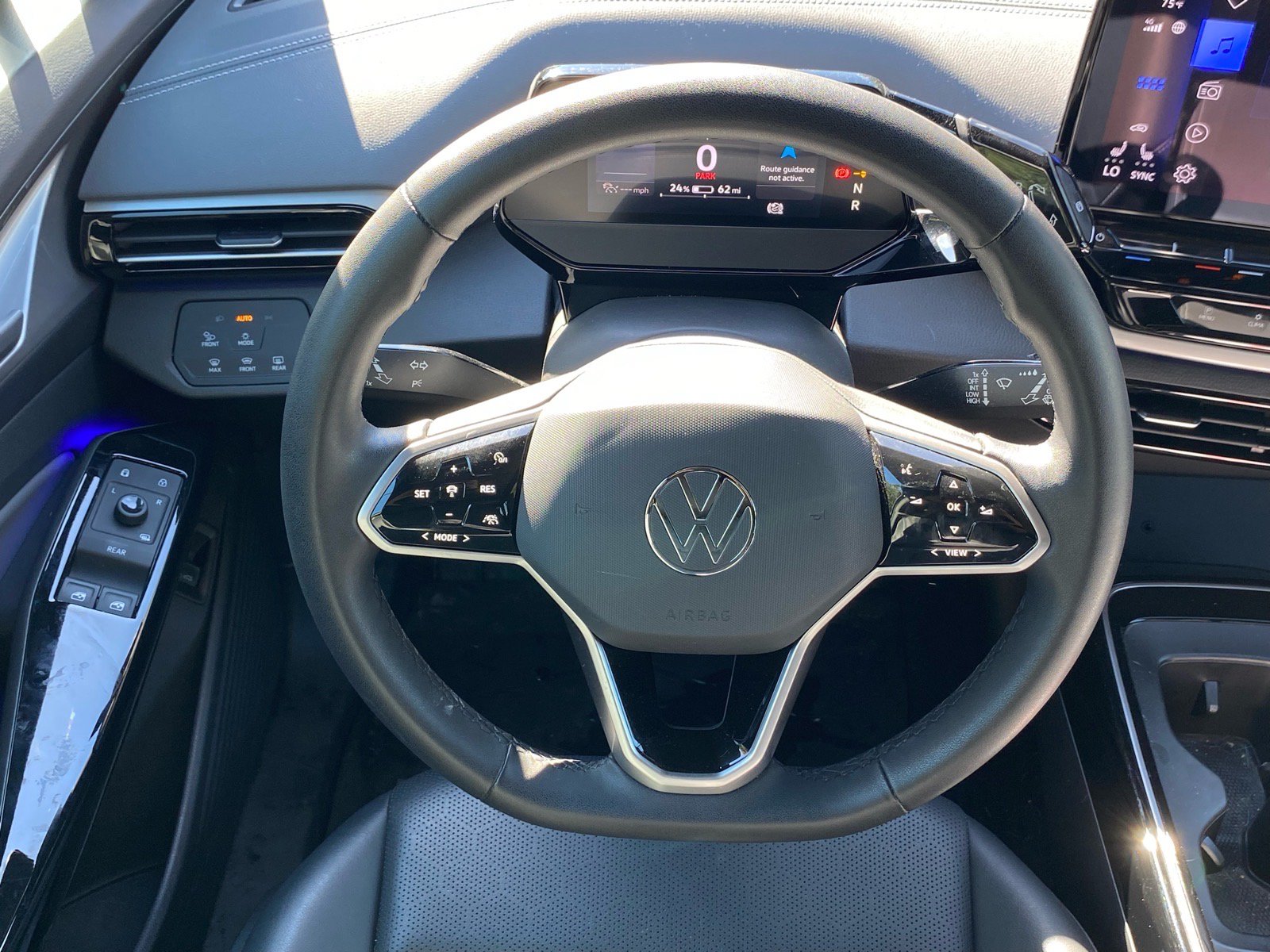 Certified 2023 Volkswagen ID.4 Pro S AWD/4WD image 7