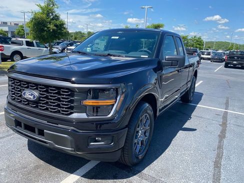 New 2026 Ford F150 STX w/ Equipment Group 200A RWD image 3