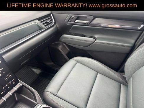 Used 2026 GMC Terrain AT4 w/ Convenience Package III AWD/4WD image 33