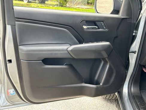Used 2025 Chevrolet Colorado LT w/ LT Convenience Package AWD/4WD image 29
