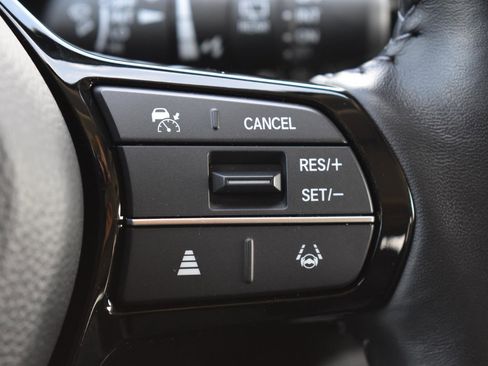 Used 2025 Honda CR-V EX-L image 8