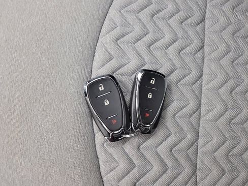 Used 2023 Chevrolet Equinox LS w/ LS Convenience Package image 32