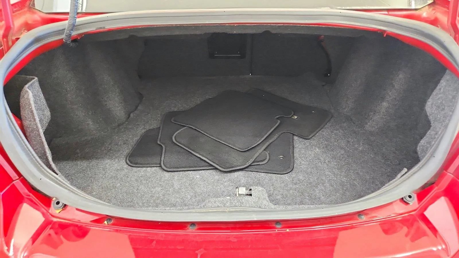 Used 2013 Dodge Avenger SE FWD image 35