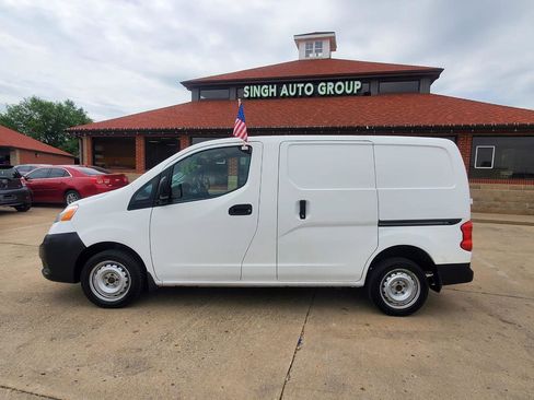 Used 2017 Nissan NV200 S w/ Cruise Control Package FWD image 5