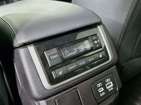 Used 2023 Subaru Ascent Onyx Edition Limited AWD/4WD image 27