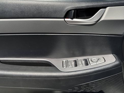 Used 2024 Hyundai Palisade SEL FWD image 12