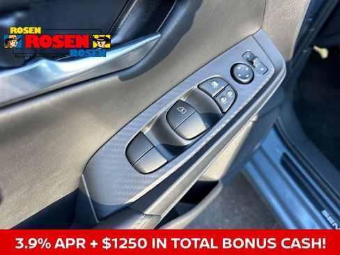 New 2025 Nissan Sentra SV image 10