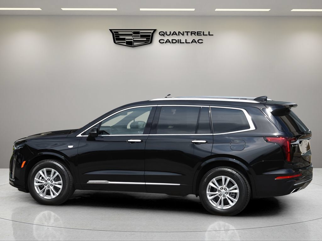 New 2025 Cadillac XT6 Luxury FWD image 7