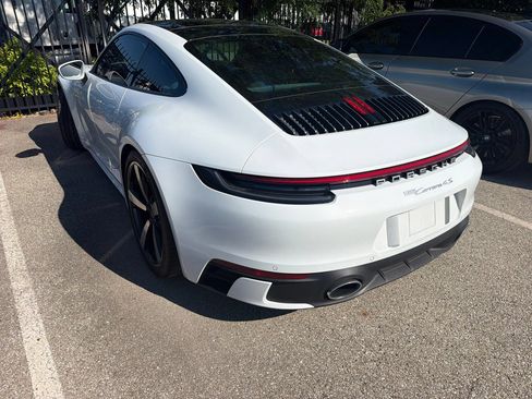 Used 2020 Porsche 911 Carrera 4S AWD/4WD image 4