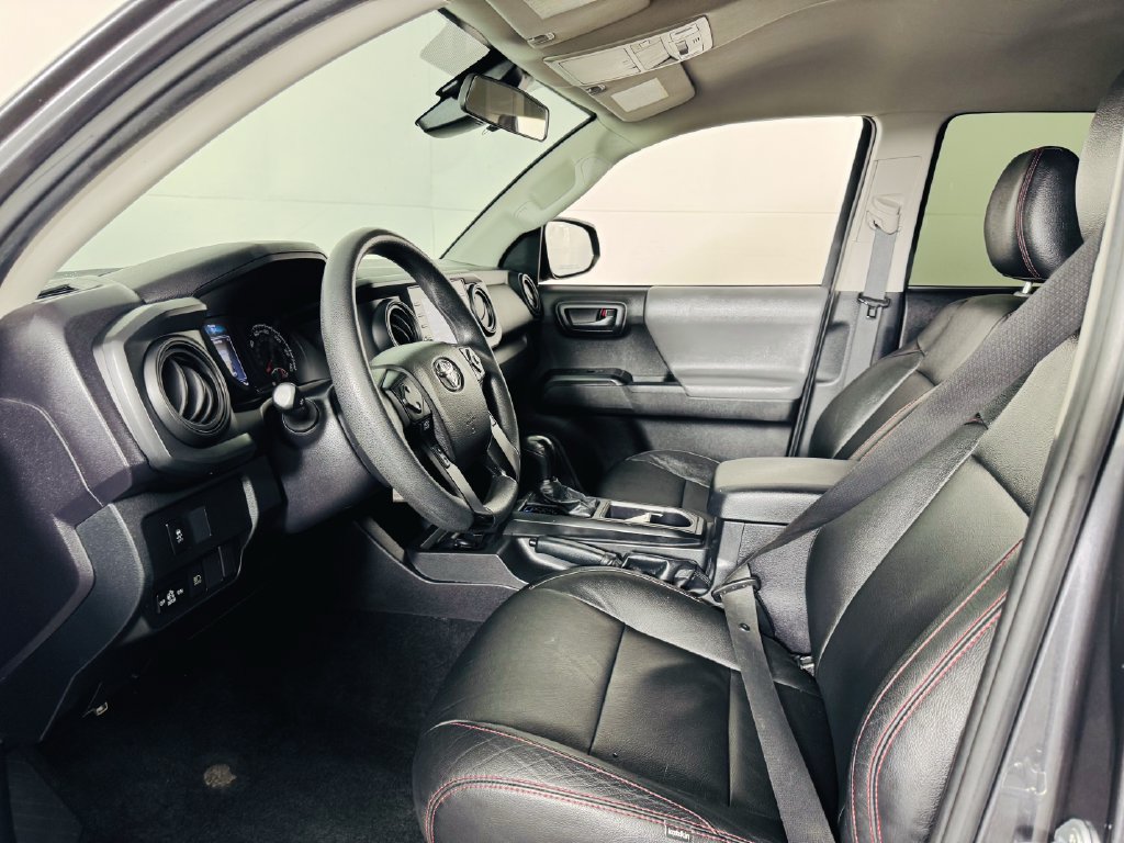 Used 2022 Toyota Tacoma SR w/ SR Convenience Package RWD image 6