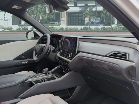 Certified 2026 Lexus TX 350 AWD w/ Technology Package image 30