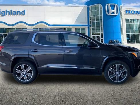 Used 2019 GMC Acadia Denali w/ Technology Package AWD/4WD image 6