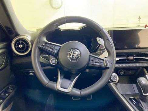 Used 2024 Alfa Romeo Tonale Veloce image 34