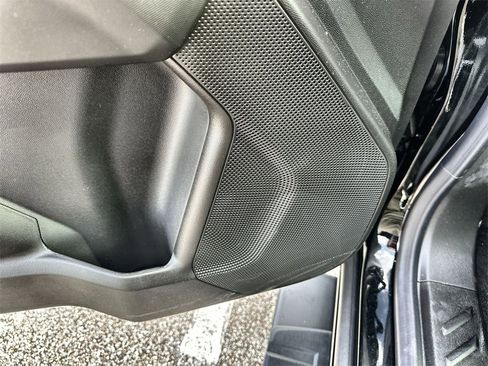 New 2026 GMC Canyon Elevation w/ Convenience Package image 23