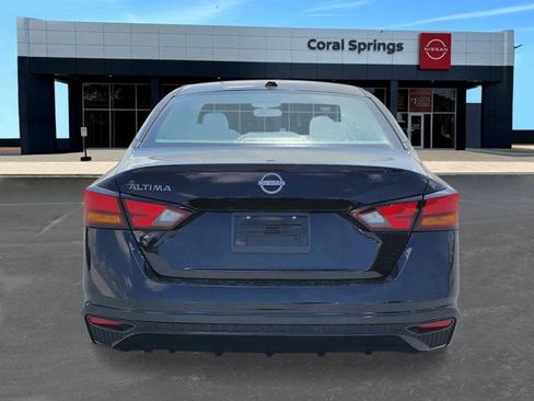 New 2026 Nissan Altima 2.5 SV FWD image 4