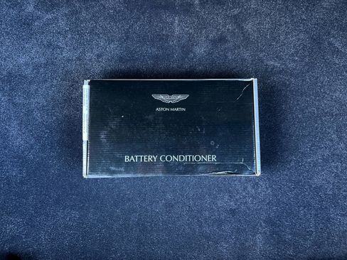 Used 2014 Aston Martin Vanquish Volante image 45