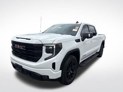 Used 2024 GMC Sierra 1500 Elevation w/ Preferred Package