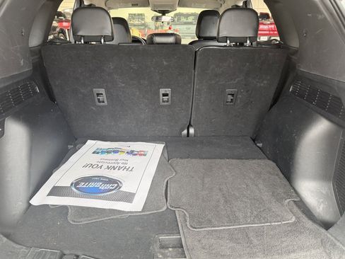 Used 2023 Ford Escape SE FWD image 20