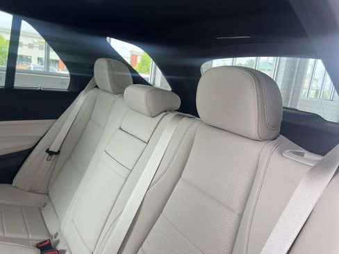 Certified 2025 Mercedes-Benz GLE 450e 4MATIC image 31