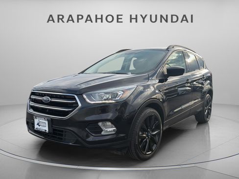Used 2019 Ford Escape SE AWD/4WD image 1