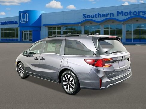 New 2026 Honda Odyssey EX-L image 2