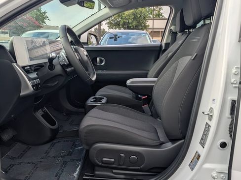Certified 2024 Hyundai Ioniq 5 SEL RWD image 12