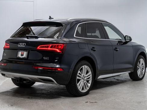 Used 2018 Audi Q5 2.0T Premium Plus w/ Premium Plus Package AWD/4WD image 7