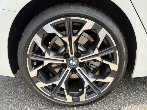 Certified 2025 BMW 330i xDrive Sedan w/ M Sport Package AWD/4WD image 17