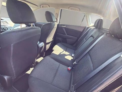 Used 2013 MAZDA MAZDA3 i Touring FWD image 10