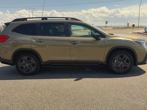Used 2025 Subaru Ascent Bronze Edition AWD/4WD image 9