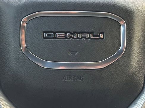 Used 2021 GMC Yukon XL Denali w/ Denali Premium Package RWD image 13
