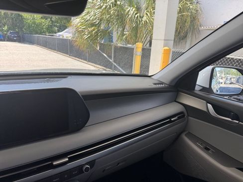 Used 2025 Hyundai Palisade SEL AWD/4WD image 39