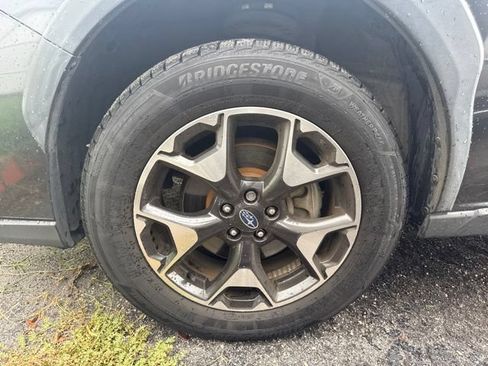 Used 2019 Subaru Crosstrek 2.0i Premium AWD/4WD image 12
