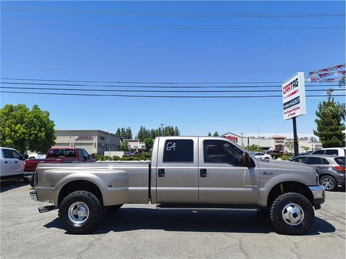Used 2004 Ford F350 Lariat AWD/4WD image 4
