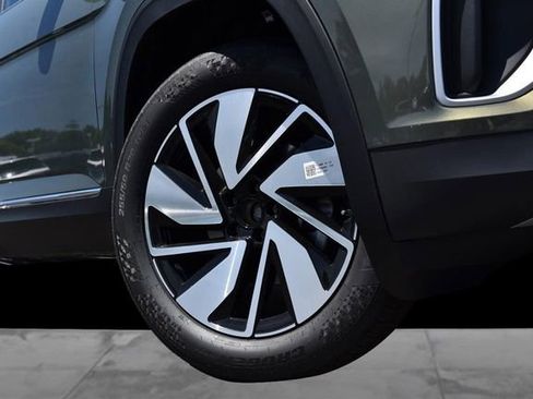 New 2026 Volkswagen Atlas SEL AWD/4WD image 3