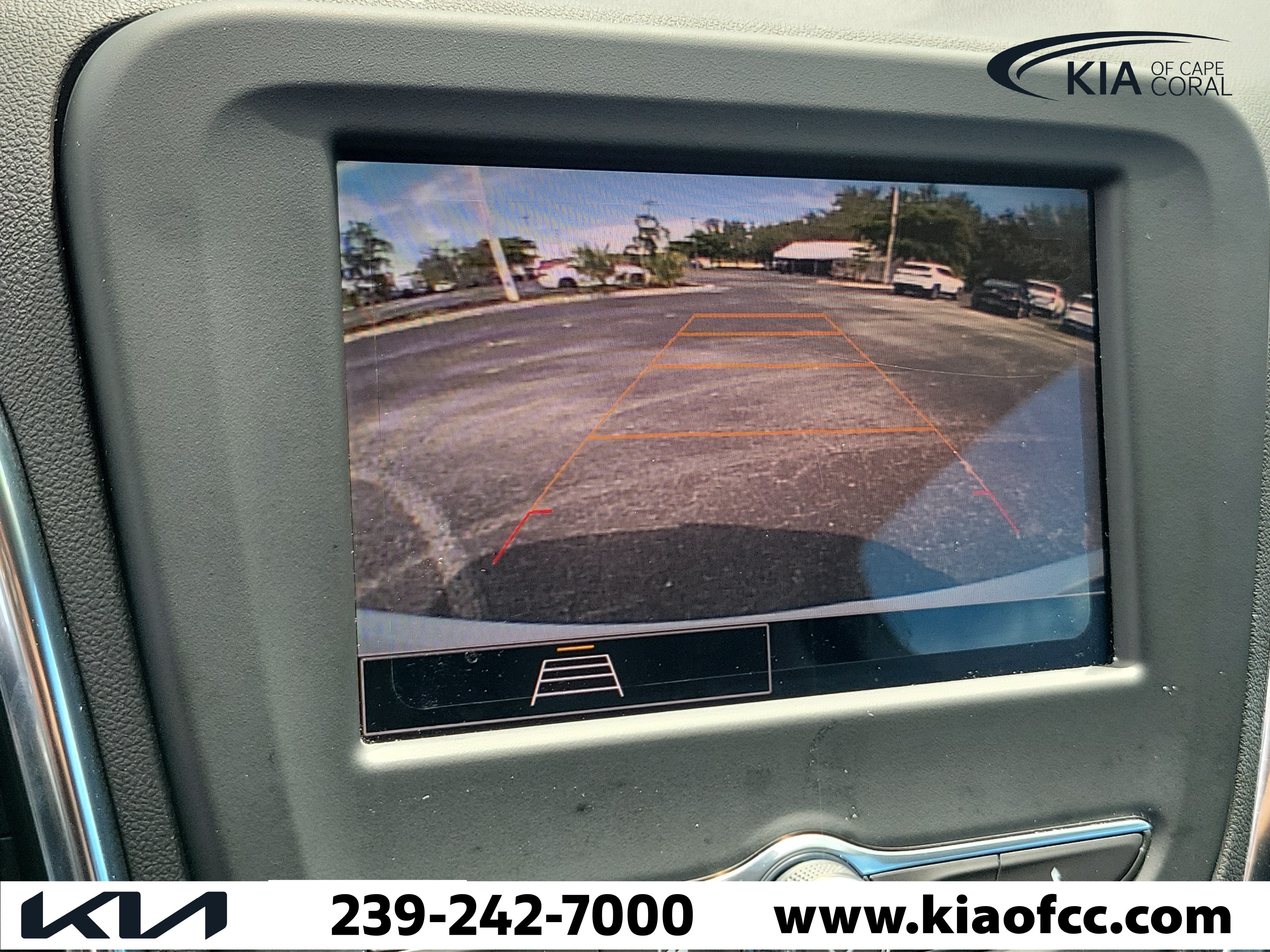 Used 2024 Chevrolet Equinox LT FWD image 30