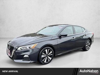 Used 2022 Nissan Altima 2.5 SV