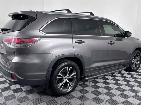 Used 2016 Toyota Highlander XLE image 8