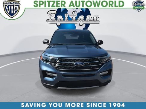 Used 2020 Ford Explorer XLT w/ Equipment Group 202A AWD/4WD image 3