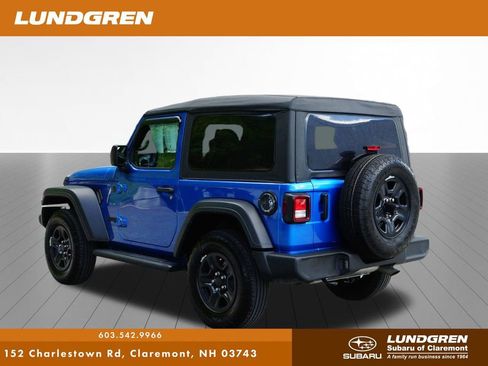 Used 2025 Jeep Wrangler Sport AWD/4WD image 29