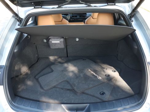 Certified 2025 Lexus UX 300h AWD w/ Accessory Package (Z2) image 38