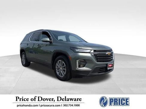 Used 2023 Chevrolet Traverse LT w/ LPO, Floor Liner Package AWD/4WD image 1