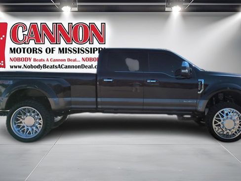 Used 2021 Ford F450 King Ranch w/ King Ranch Ultimate Package image 4