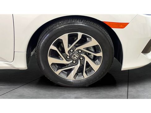 Used 2017 Honda Civic EX image 19